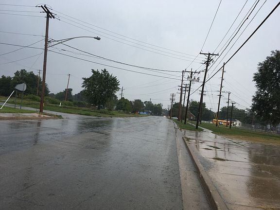 4th image of 625 S Illinois St