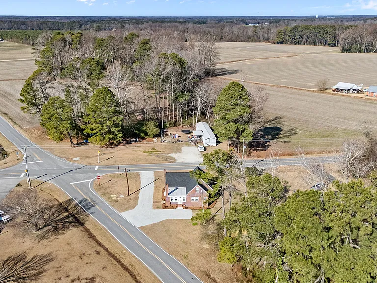 4715 Hull Rd — Photo 52