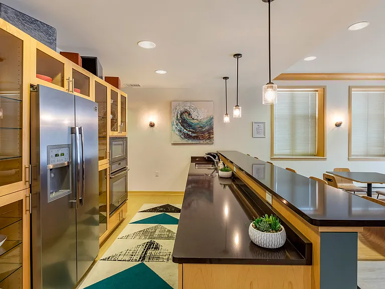 The Enclave Luxury Apartments — Photo 35