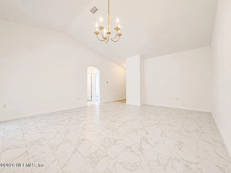 2 Sebastian Ct #B — Photo 8