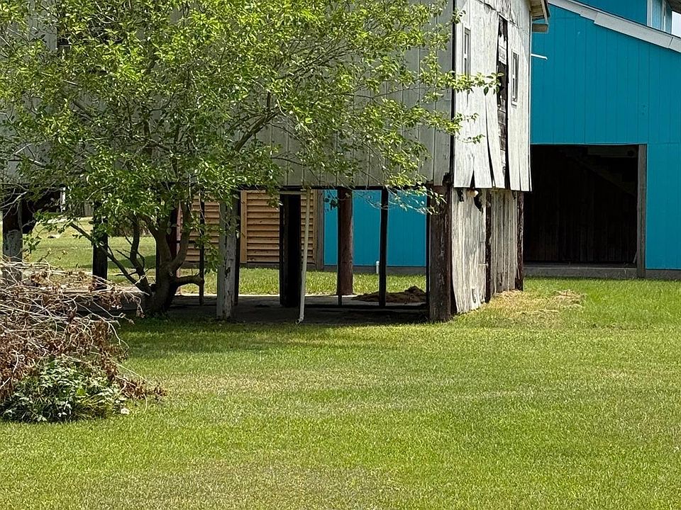 2nd image of 1067 East Rd Lot 492