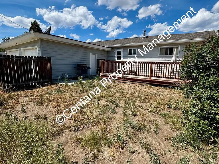 2606 Phillips St — Photo 41