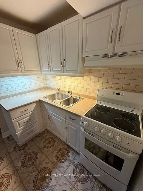 2 bed, $2,000 — Photo 3