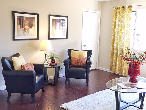4th image of 1653 Melody Ln