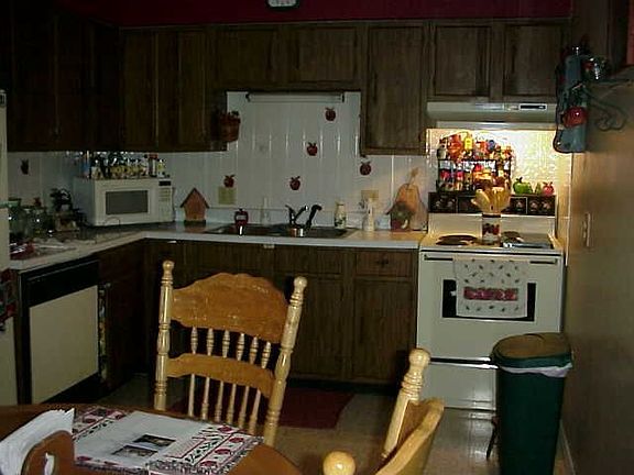Kitchen/dining