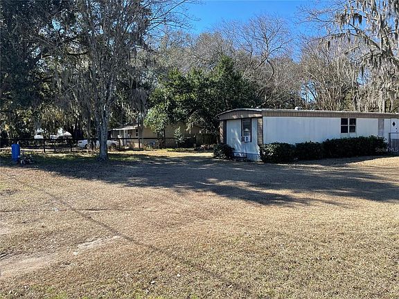 4th image of 4456 NW 44th Ave