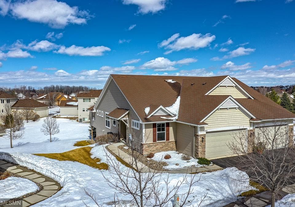 1st image of 10694 Kingsfield Ln