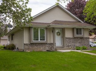 11237 W Florist Ave, Milwaukee, WI 53225