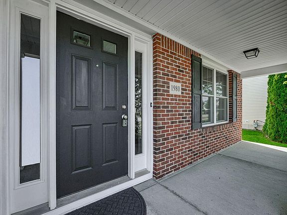 5th image of 1980 Bobtail Ln