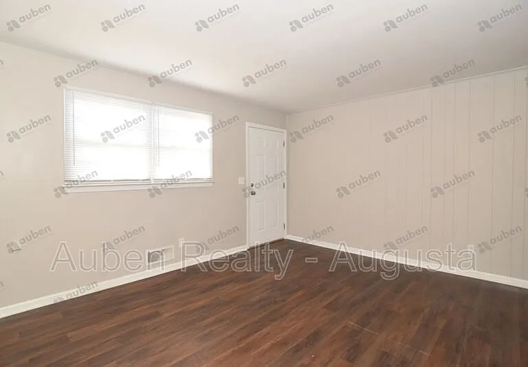 1604 Johns Rd #C — Photo 2