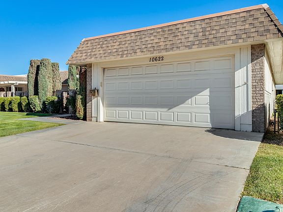 2nd image of 10622 W Roundelay Cir