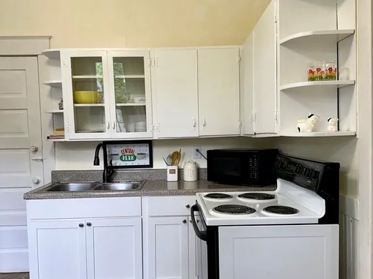 45 Shannon Rd NE — Photo 4