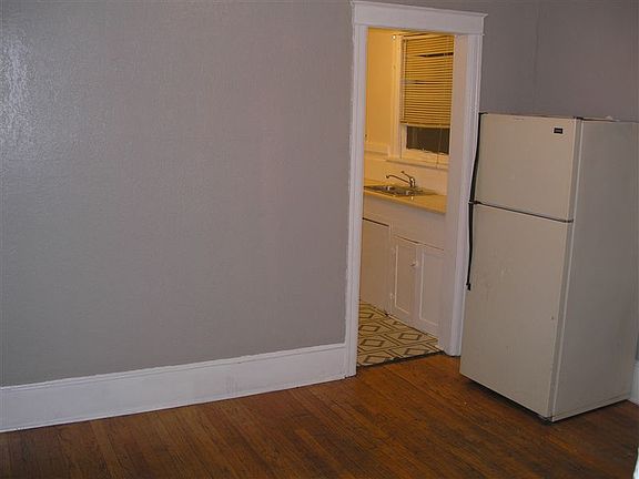 unit 4 dining rm