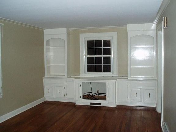 3rd image of 4009 Cottage Ave