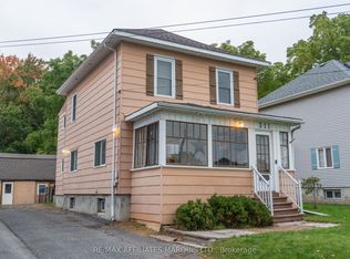 311 4th St W, Cornwall, ON K6J 2S3