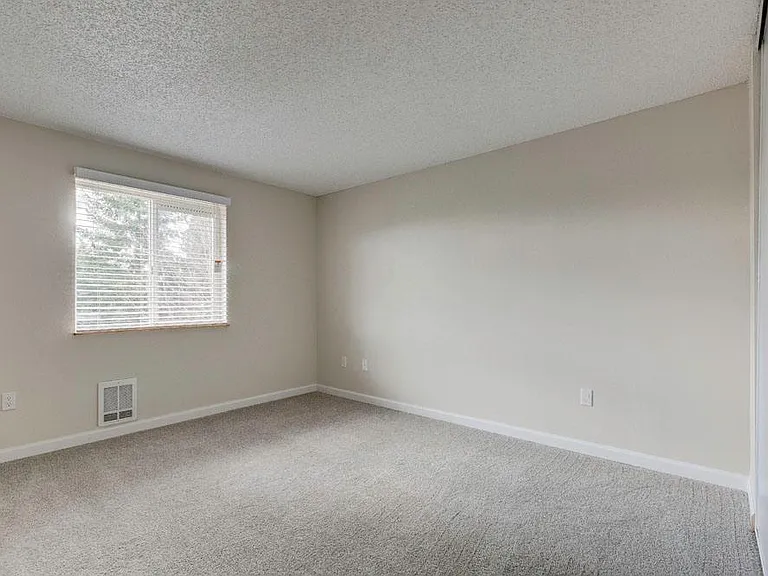 10710 Evergreen Way — Photo 7