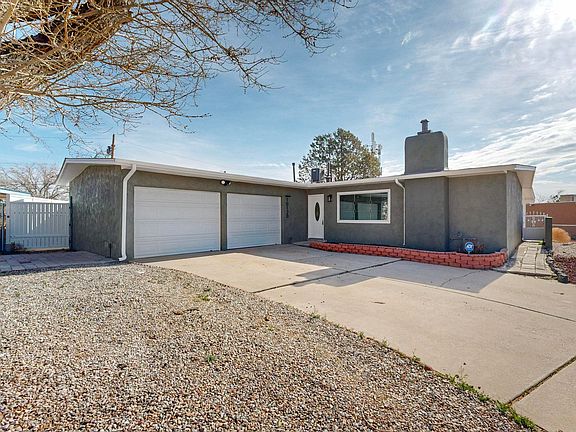 3rd image of 10120 Paseo Del Norte NW