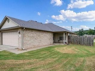2500 Dora Rd, Van Buren, AR 72956