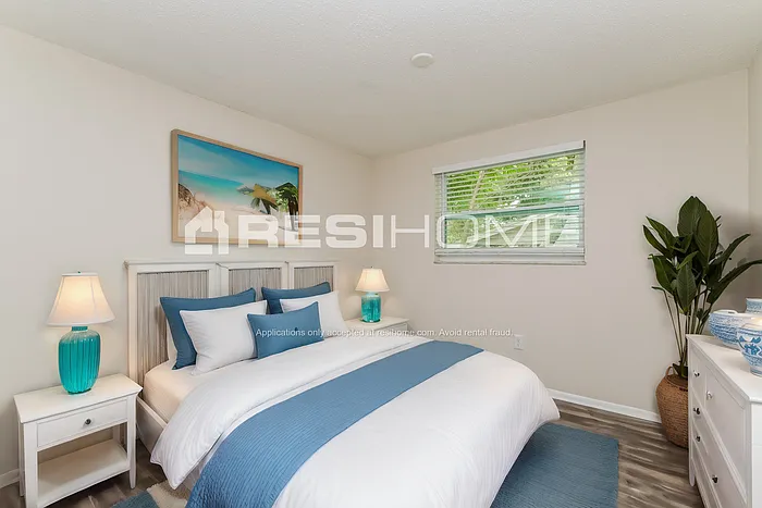 1200 Jadewood Ave — Photo 10