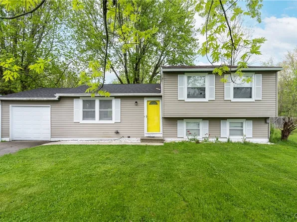 5962 Pony Ln, Cicero, NY 13039