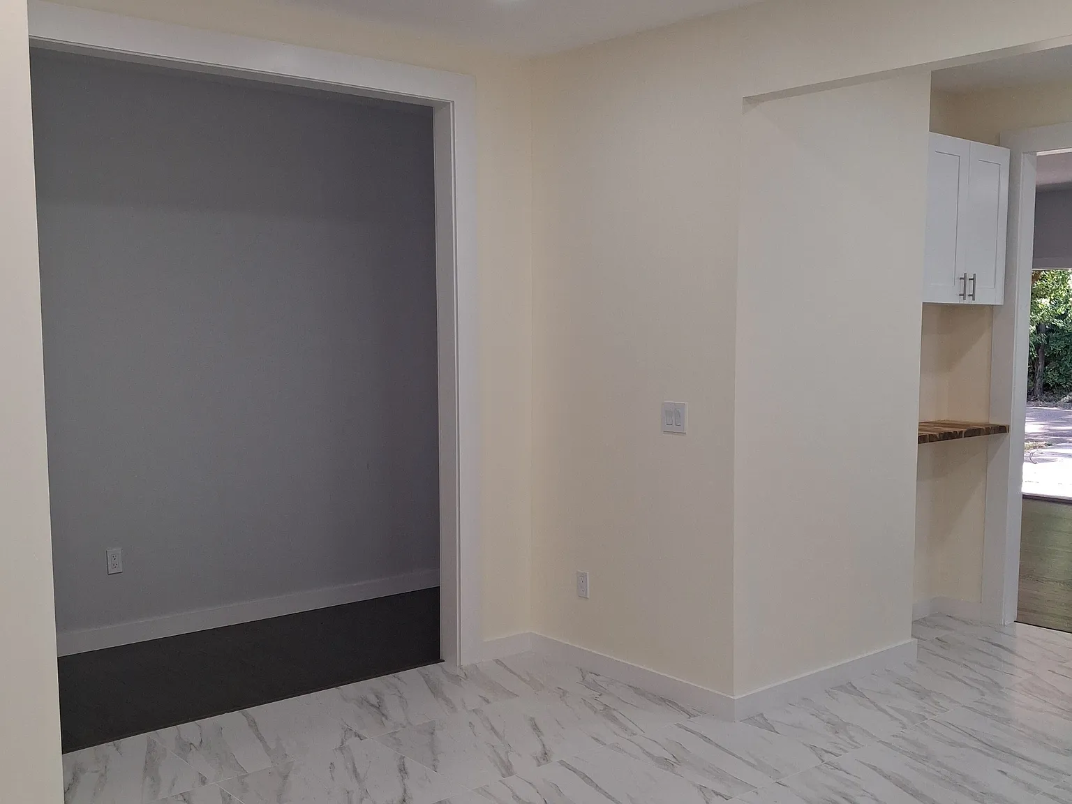 414 Downing Street - 1 — Photo 2