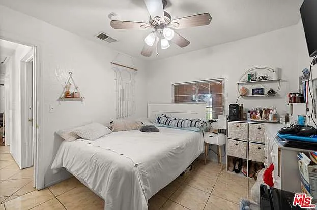 1314 E Laurelwood Dr — Photo 41