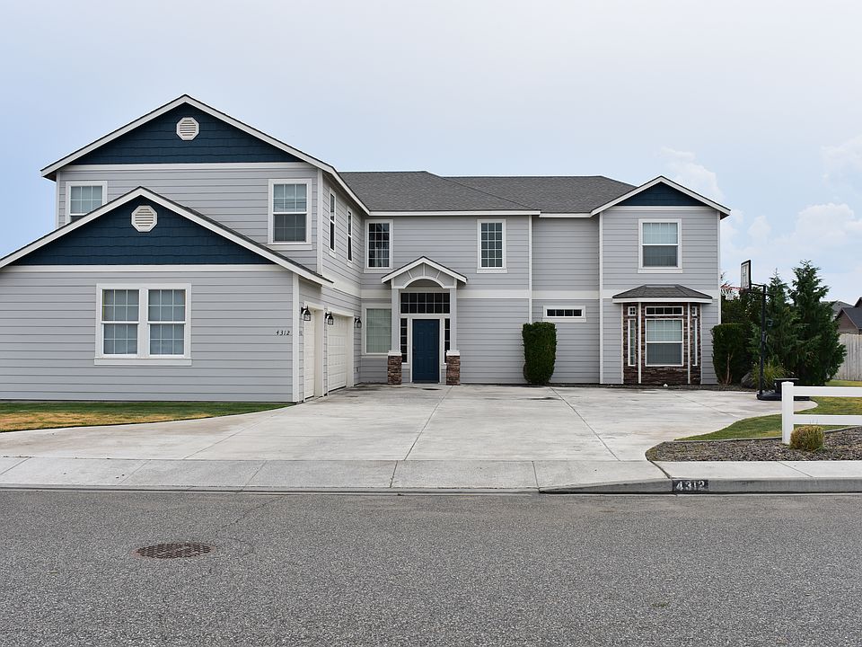 1st image of 4312 Monterey Dr