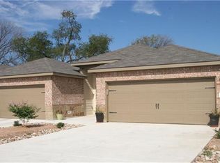 2535 Pioneer Rd, Seguin, TX 78155