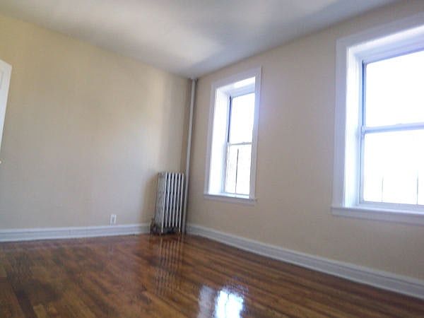 1st image of 1630 Undercliff Ave APT A4