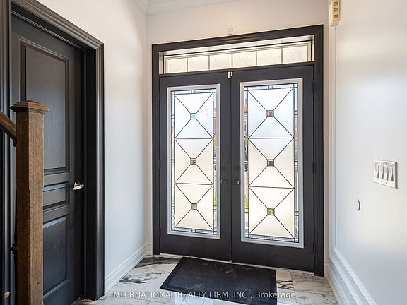 3rd image of 233 Etheridge Ave