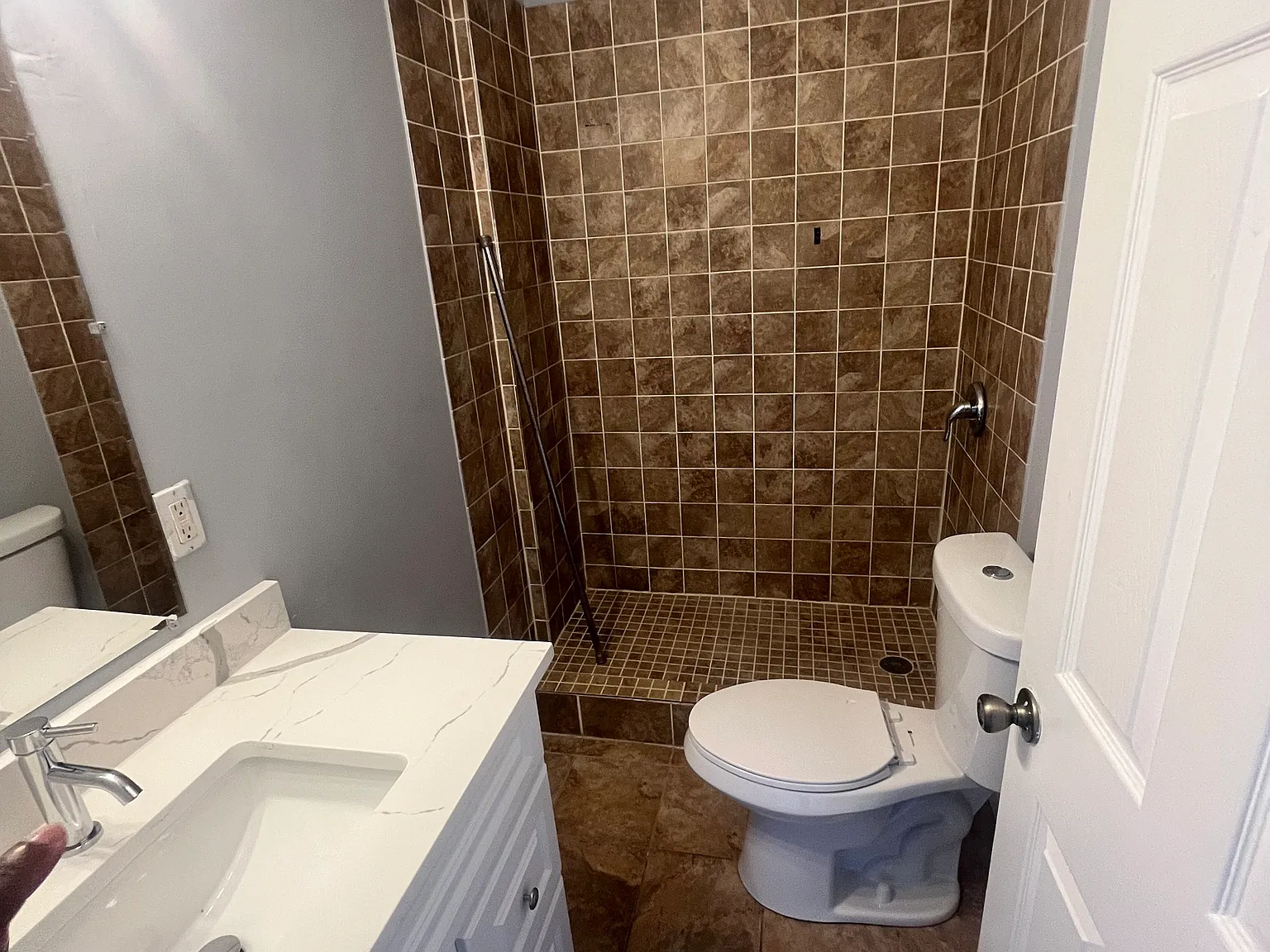 1308 N Mount St — Photo 2