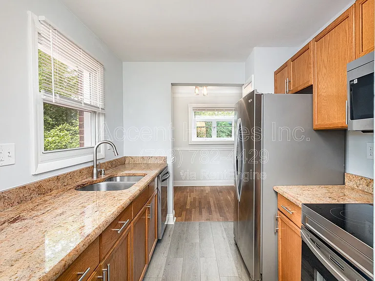 7329 Marc Dr — Photo 9