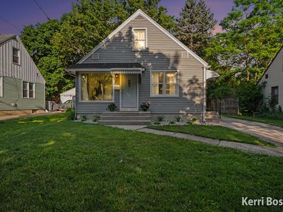 1231 Burke Ave NE, Grand Rapids, MI, 49505