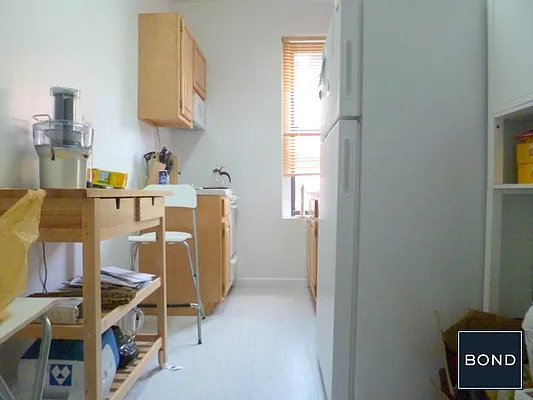 Rented by Bond New York | media 20