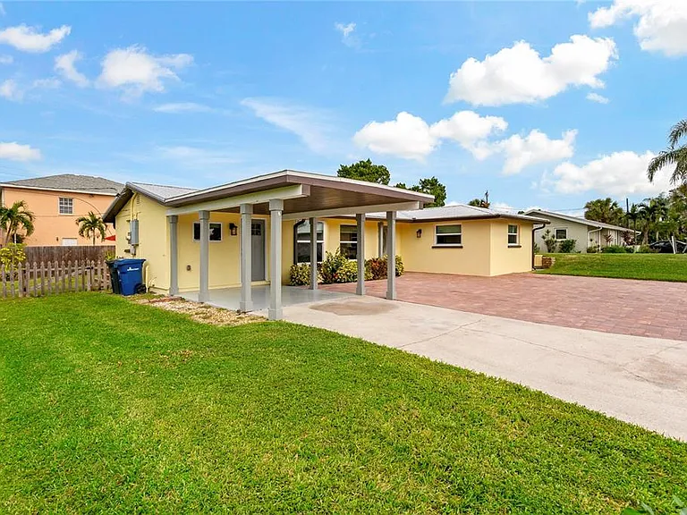 1675 Blakemore Ln — Photo 34