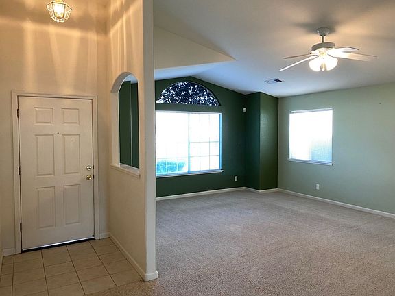 3rd image of 2424 Novi Dr