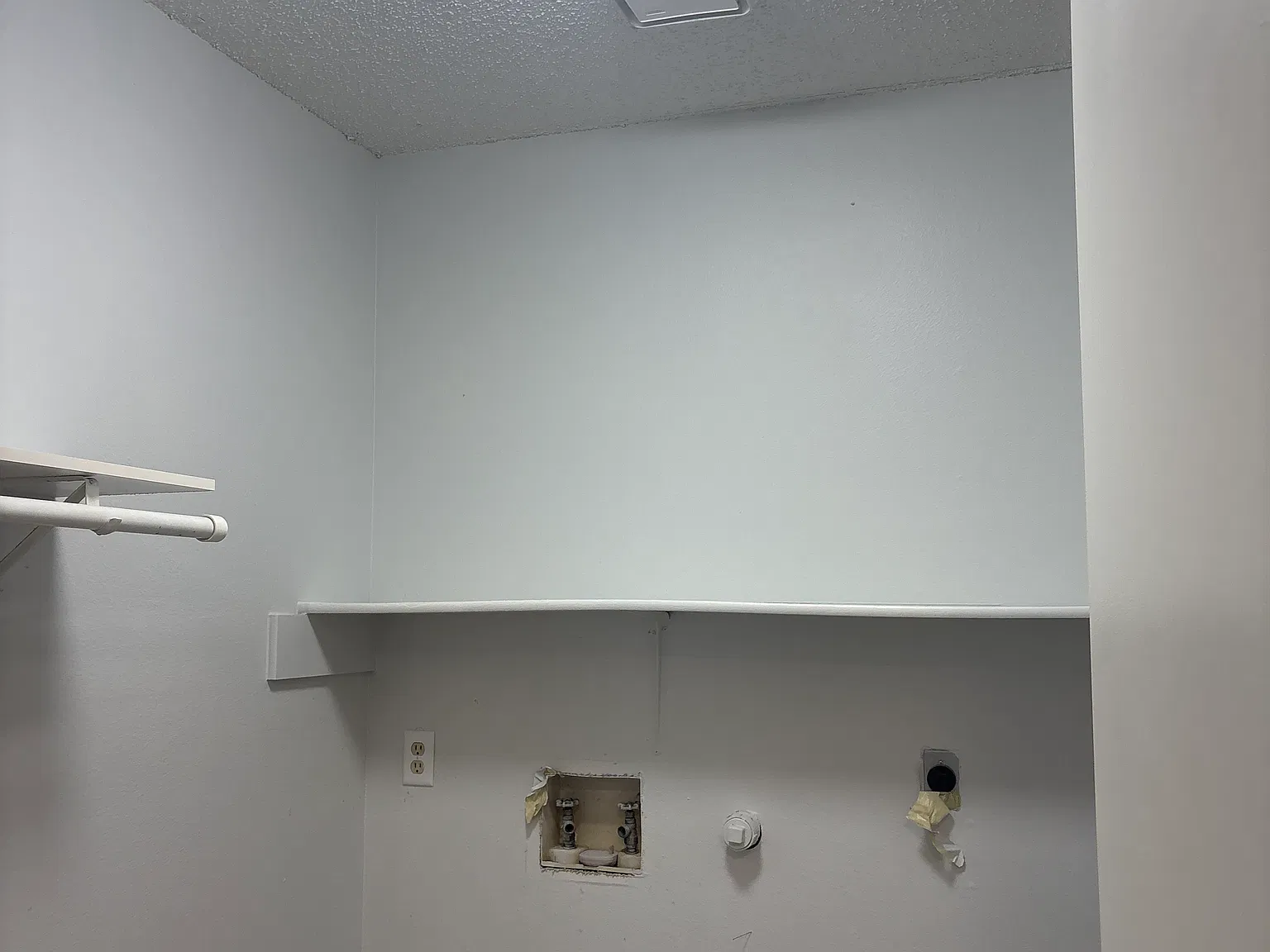3 bed, 1952 sqft, $1,695 — Photo 3