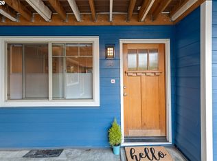 4956 NE 9th Ave APT 4, Portland, OR 97211