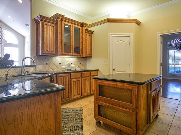 5th image of 4721 Woodbar Ct