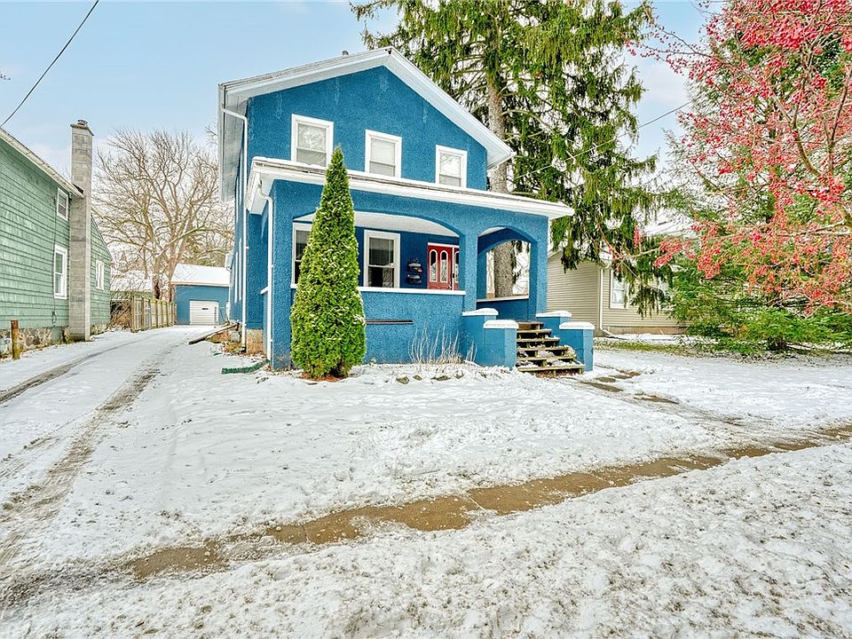 1st image of 145 Chapin St