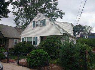 47 Vogel St, West Roxbury, MA 02132