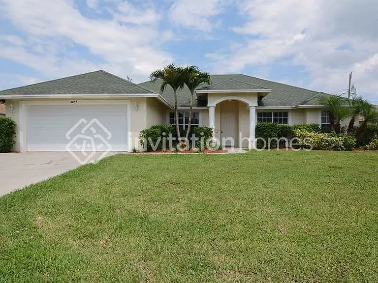 4055 SW McIntosh St — Photo 1