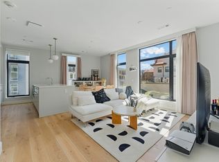 Stratus, Boston, MA 02135