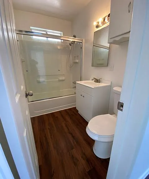 1710 Marshallfield Ln #B — Photo 19