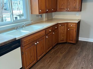 14 Spruce St FLOOR 1, Westerly, RI 02891