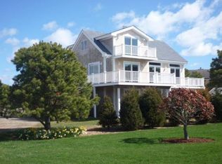 6 Plains Head Ln, Edgartown, MA 02539