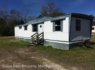 184 Maple Rd, Burgaw, NC 28425