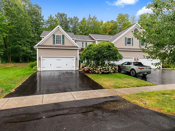 2nd image of 205 Fox Run #205
