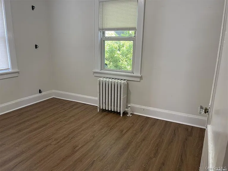 1082 Lynn Pl — Photo 4