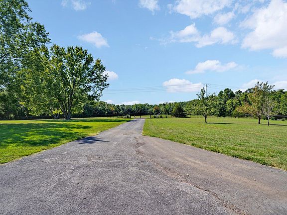 5th image of 4967 E Farm Road 66
